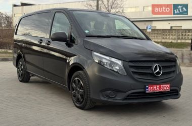 Вантажопасажирський фургон Mercedes-Benz Vito 2016 в Луцьку