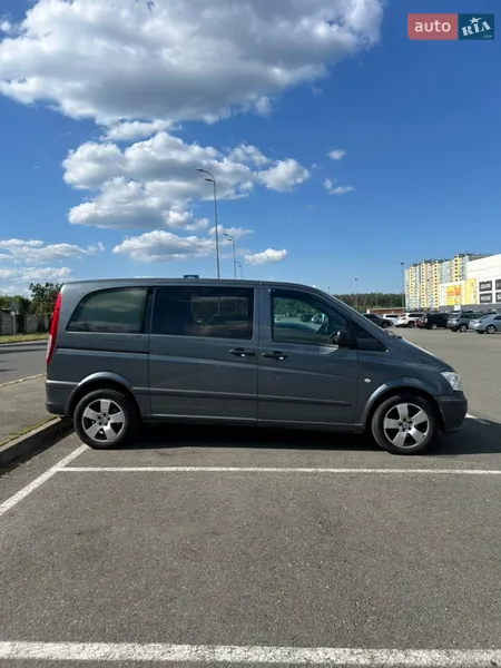Mercedes-Benz Vito 2012