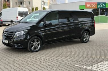 Вантажопасажирський фургон Mercedes-Benz Vito 2017 в Житомирі