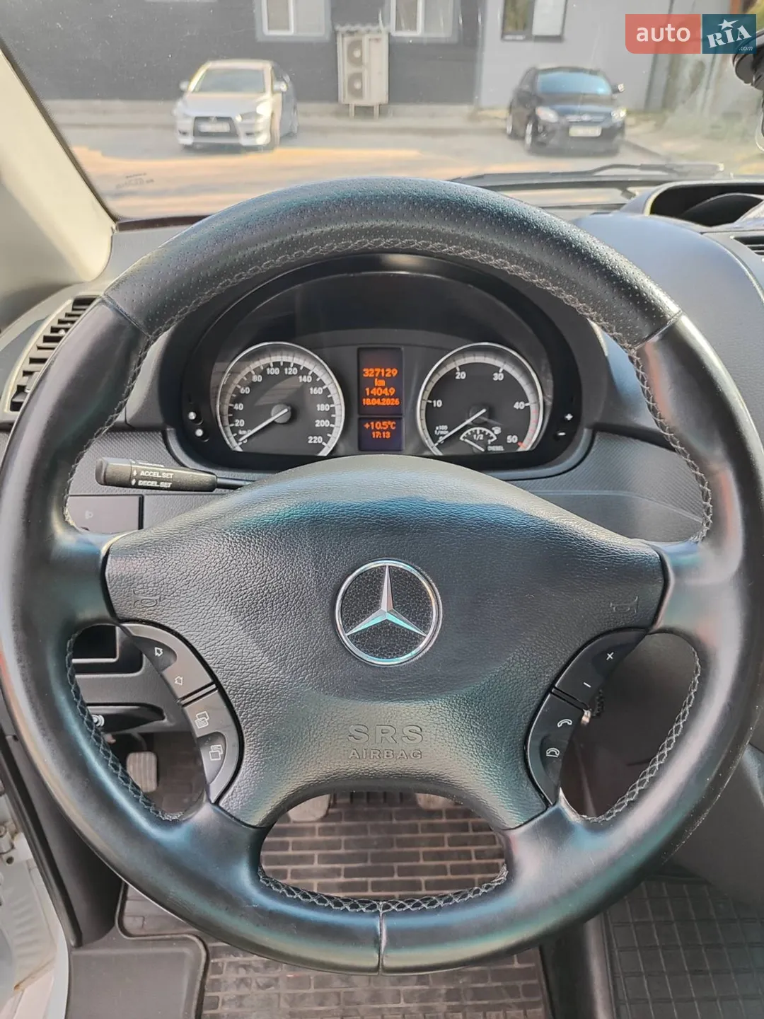2010 Mercedes-Benz Vito - мініатюра 15
