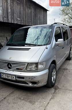 Вантажопасажирський фургон Mercedes-Benz Vito 2003 в Луцьку