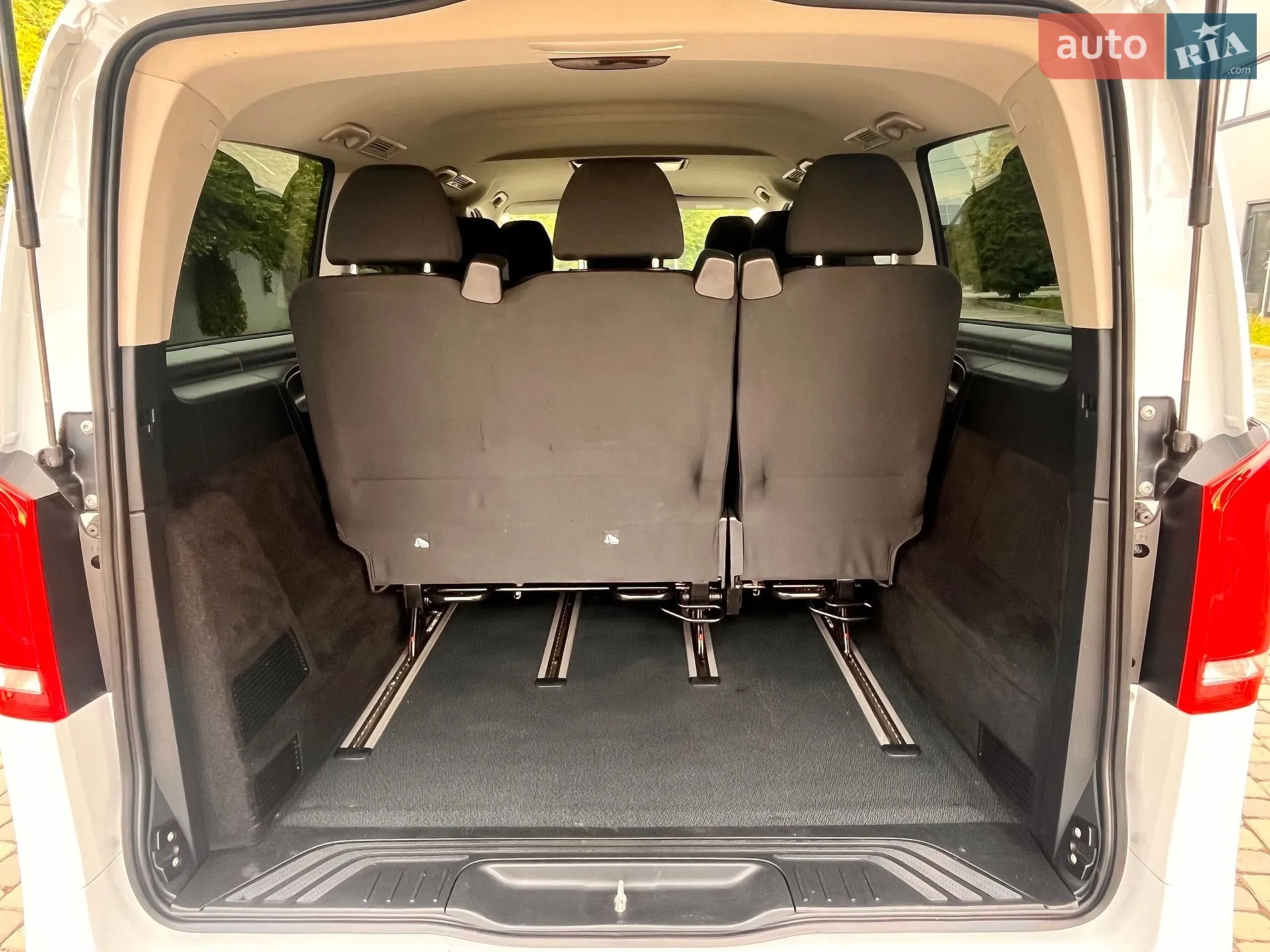 2017 Mercedes-Benz Vito - мініатюра 46