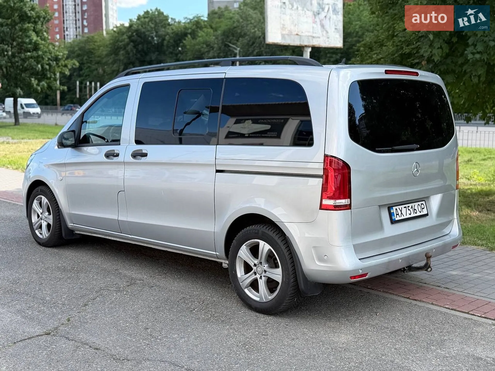 2020 Mercedes-Benz Vito - мініатюра 8
