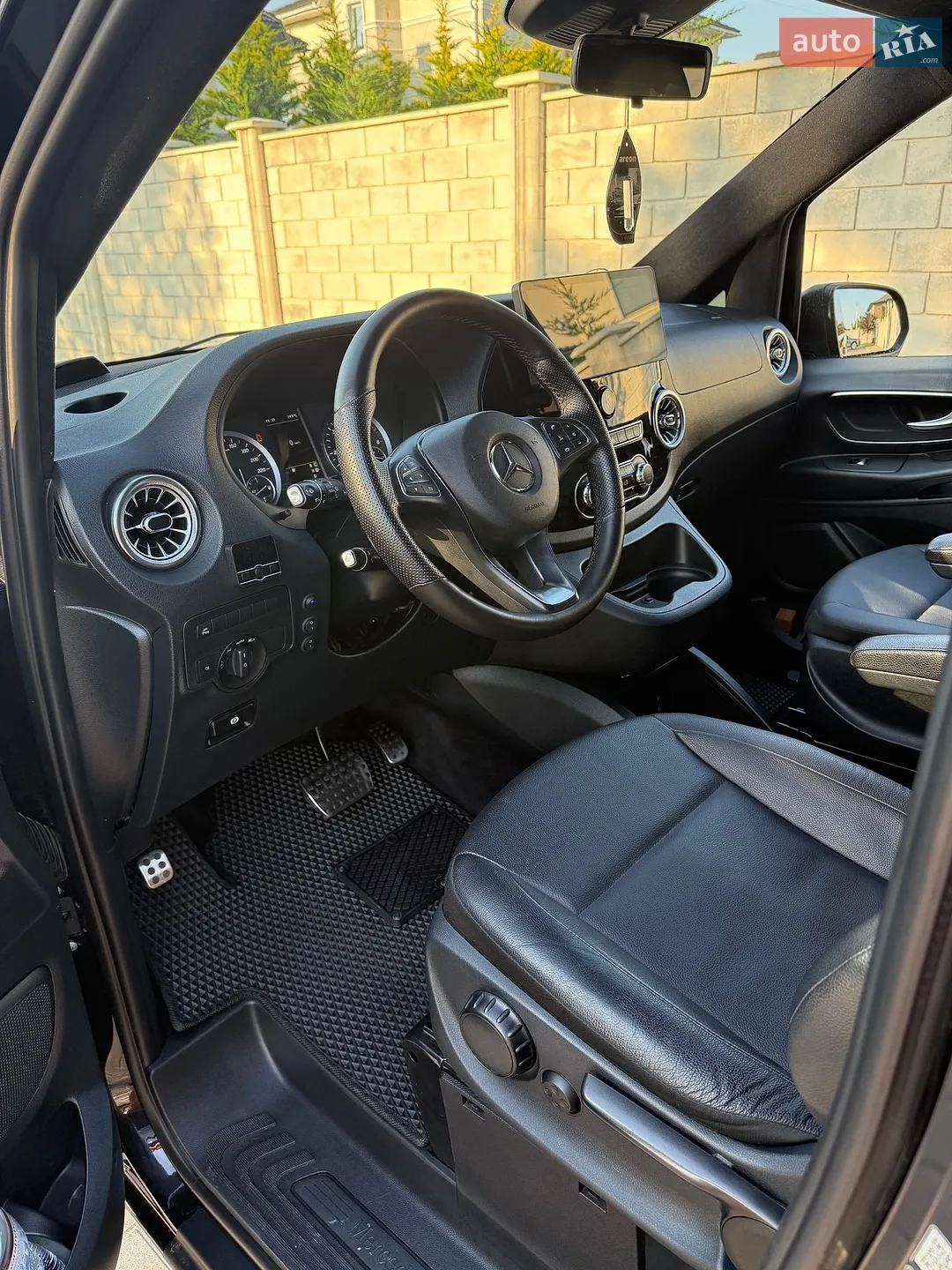 2020 Mercedes-Benz Vito - мініатюра 31