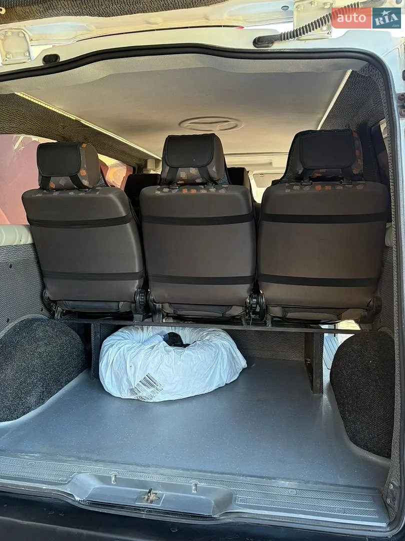 2010 Mercedes-Benz Vito - мініатюра 12