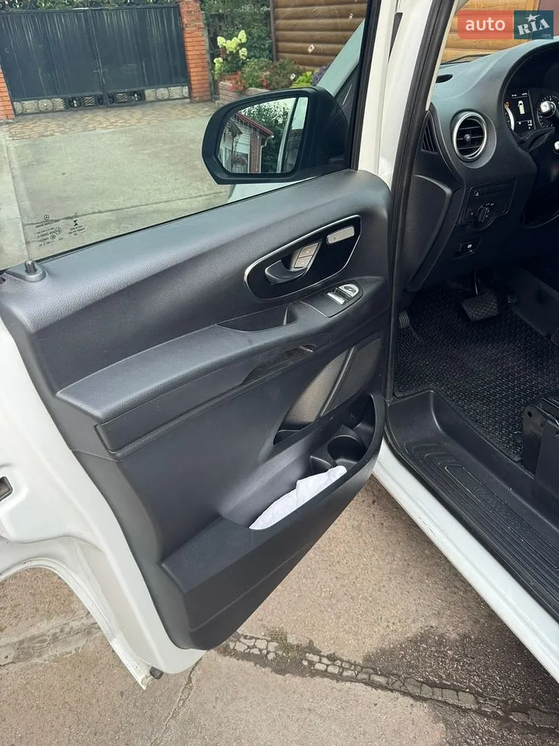 2020 Mercedes-Benz Vito - мініатюра 25