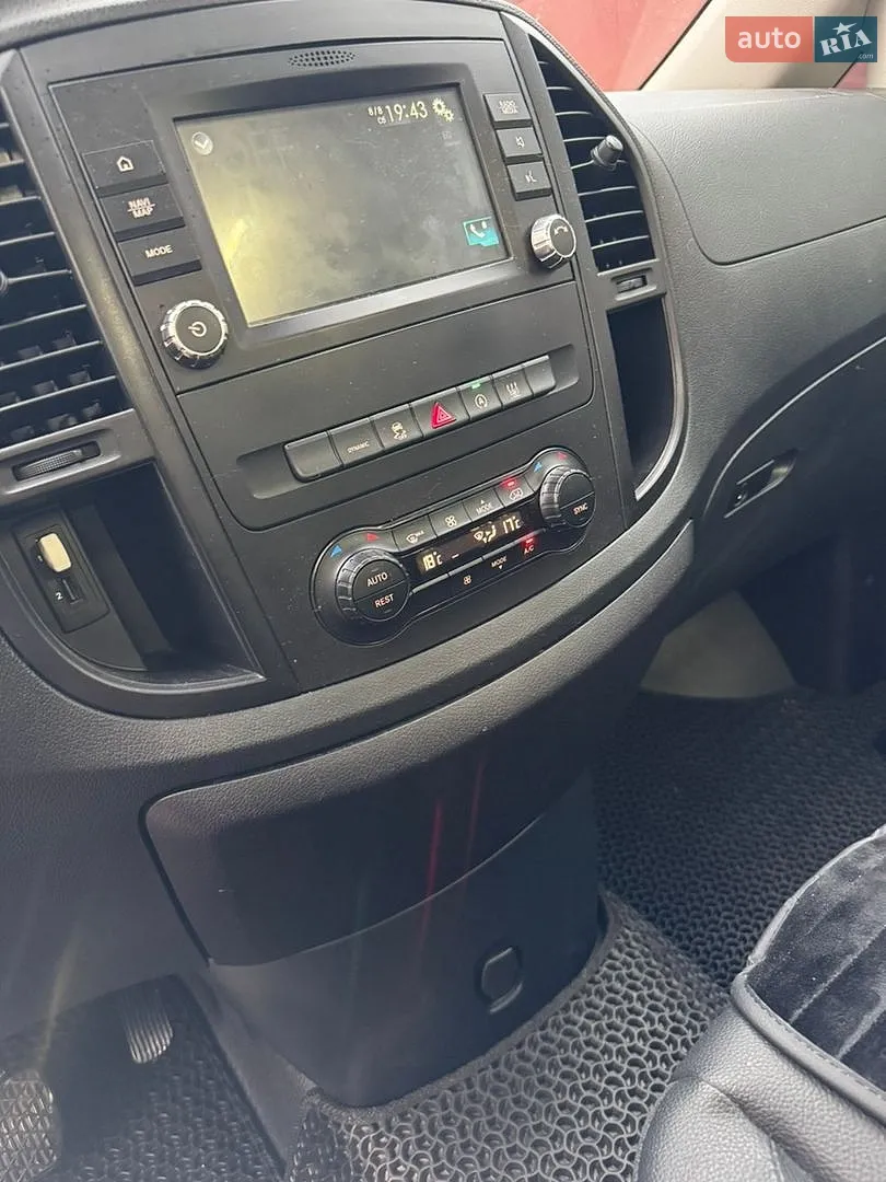 2020 Mercedes-Benz Vito - мініатюра 26