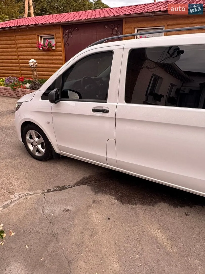 2020 Mercedes-Benz Vito - мініатюра 11