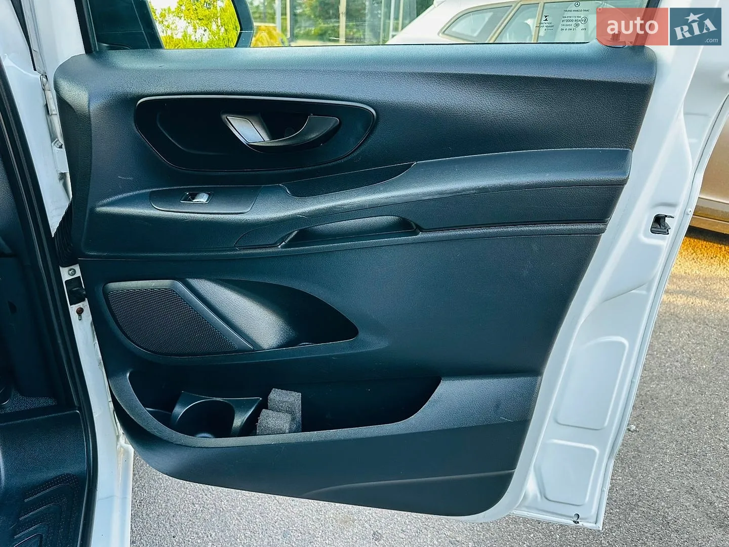 2016 Mercedes-Benz Vito - мініатюра 16