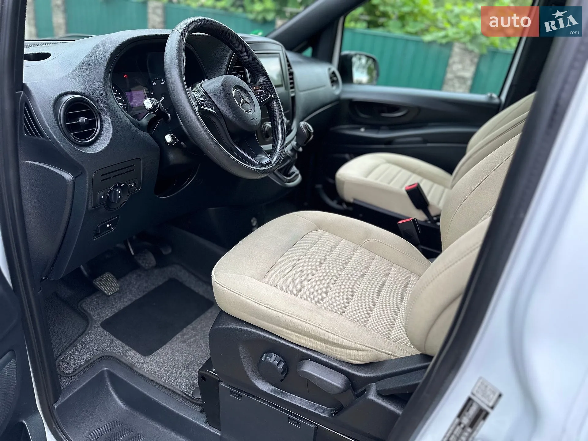 2019 Mercedes-Benz Vito - мініатюра 29