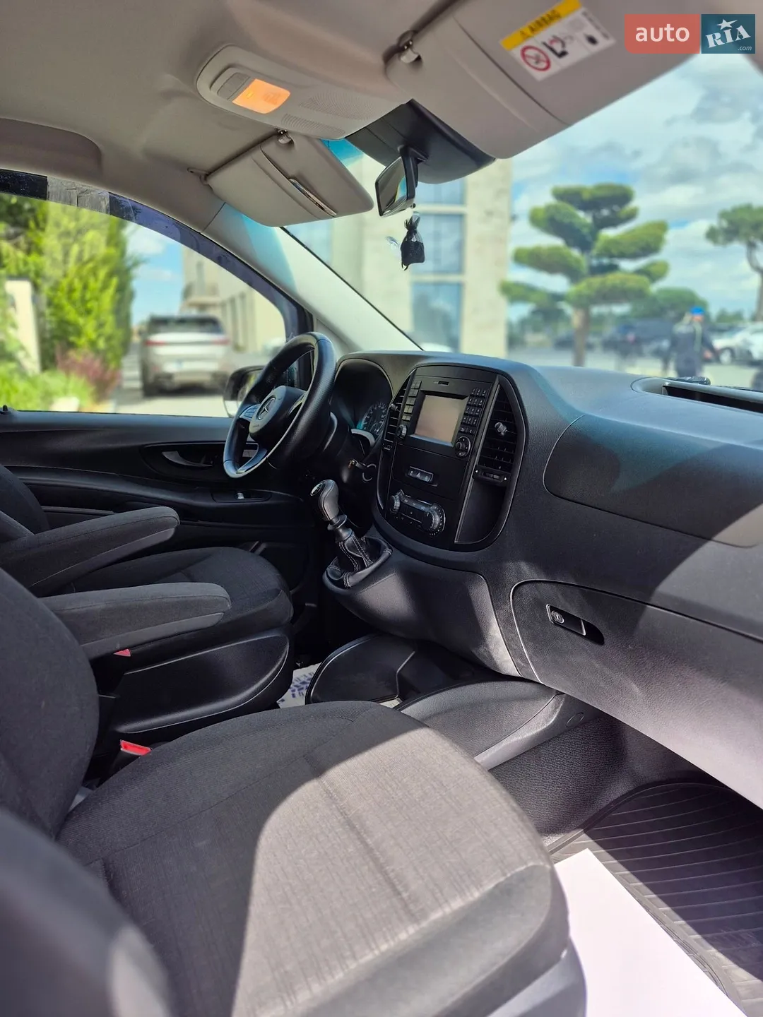 2015 Mercedes-Benz Vito - мініатюра 11
