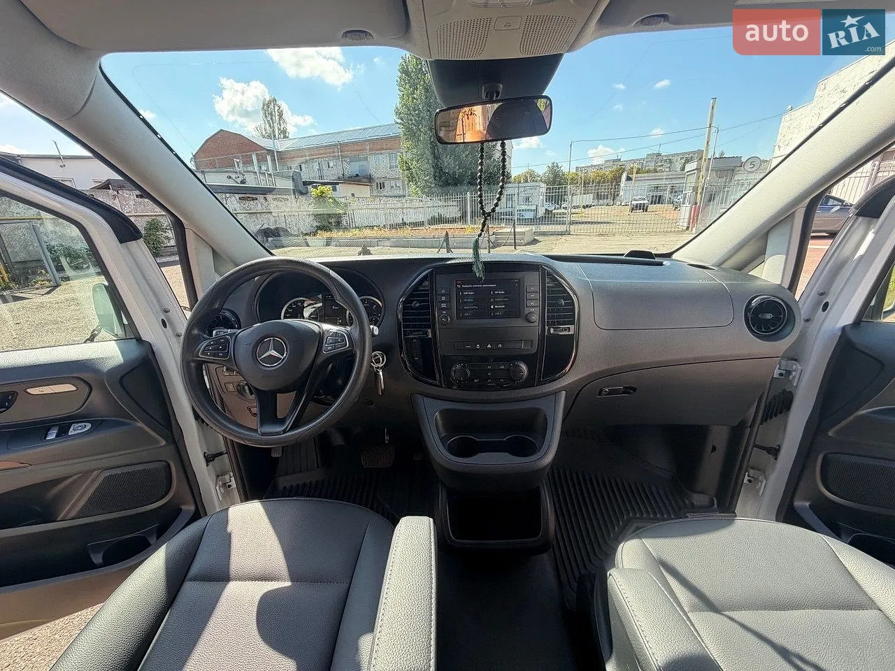 2021 Mercedes-Benz Vito - мініатюра 11