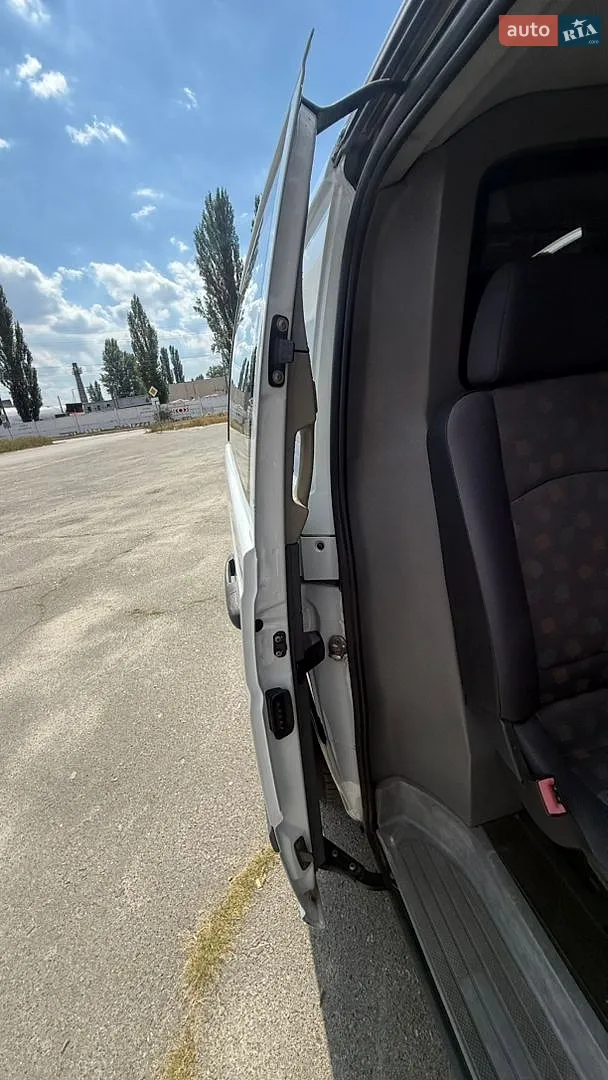 2010 Mercedes-Benz Vito - мініатюра 13