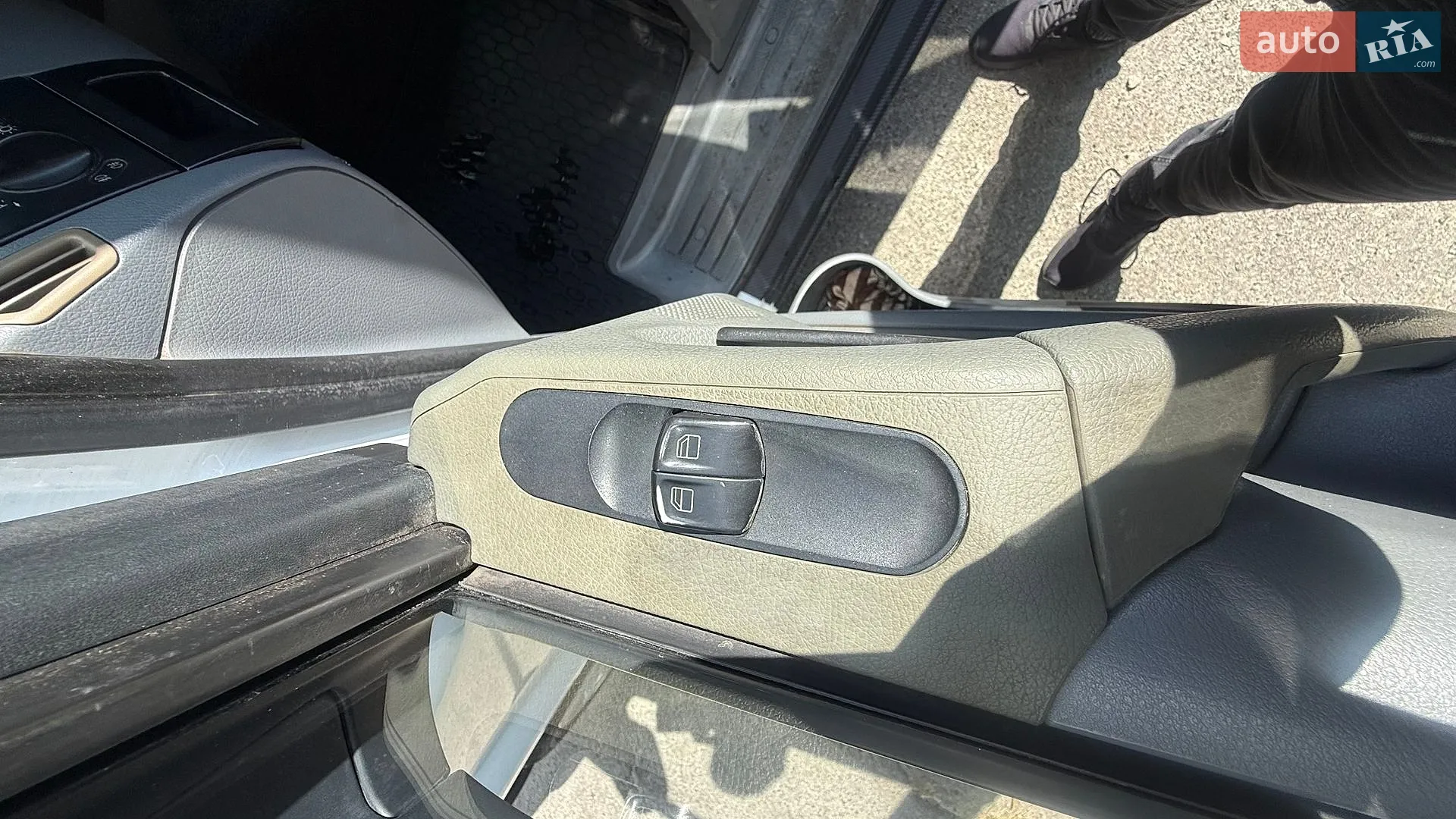 2010 Mercedes-Benz Vito - мініатюра 16