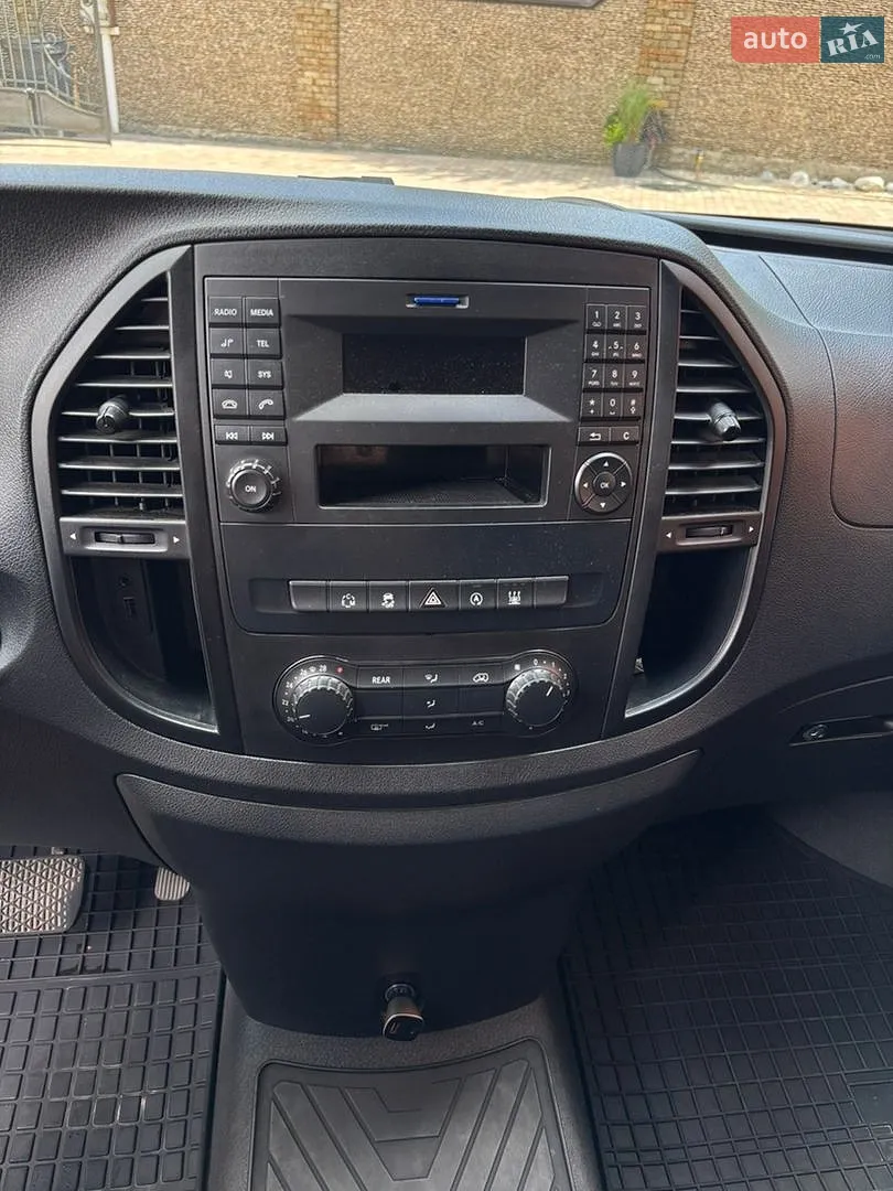 2015 Mercedes-Benz Vito - мініатюра 16