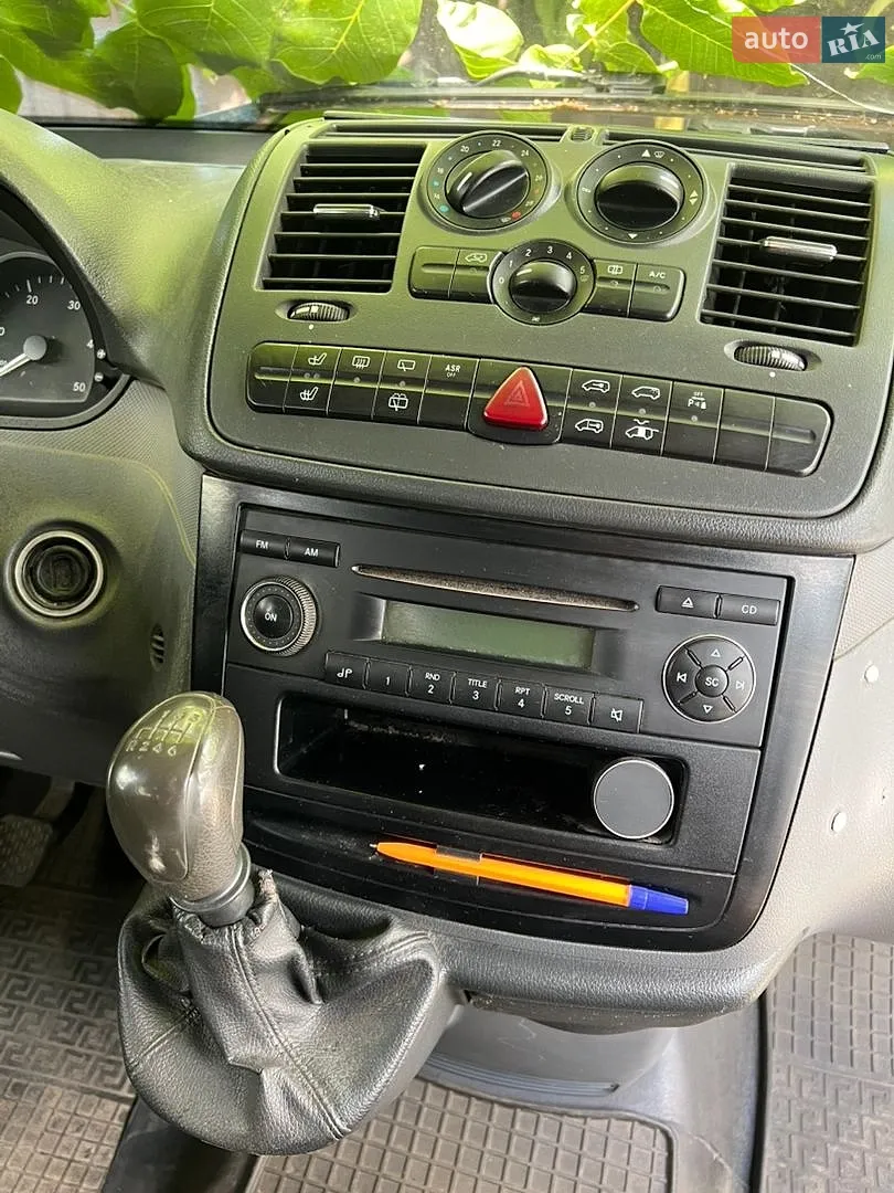 2010 Mercedes-Benz Vito - мініатюра 5