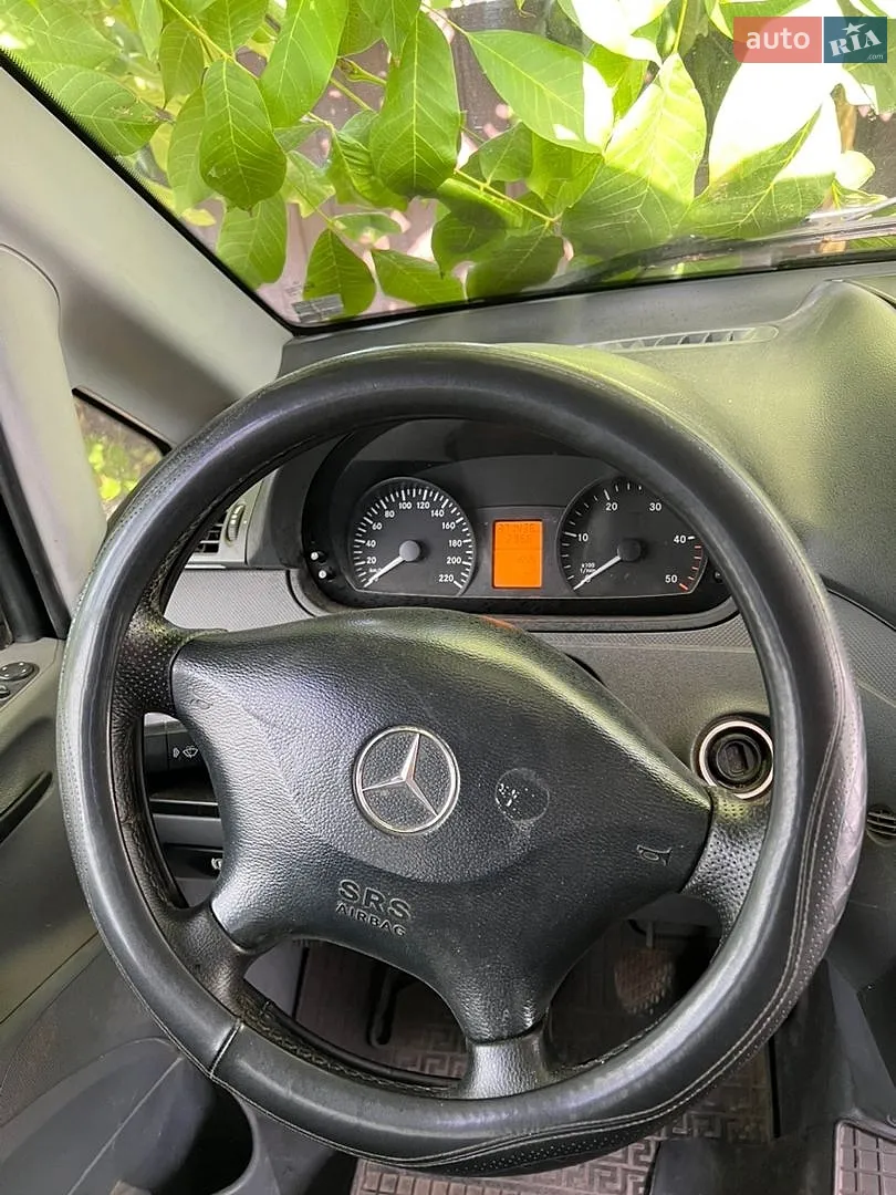 2010 Mercedes-Benz Vito - мініатюра 6