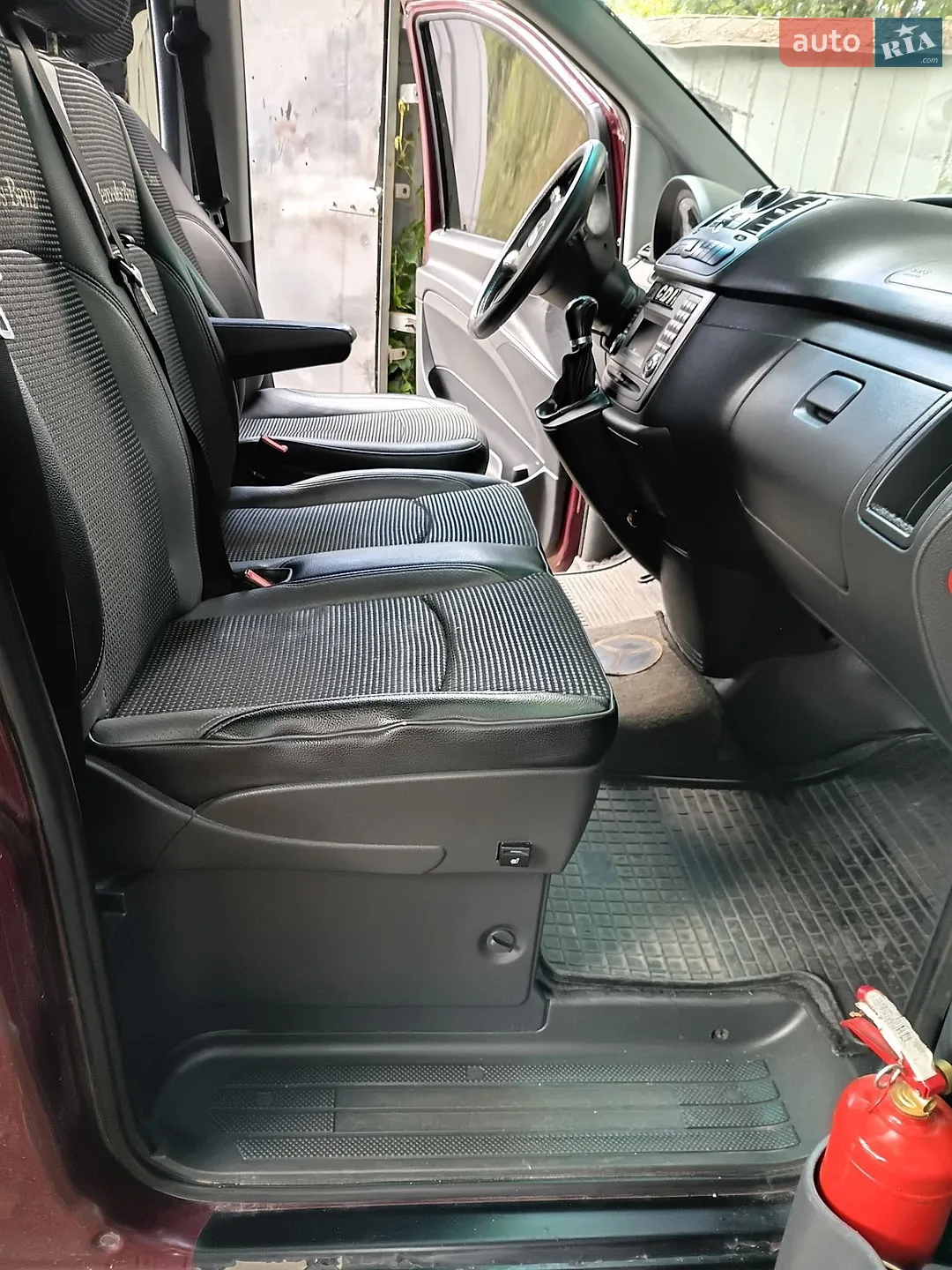 2011 Mercedes-Benz Vito - мініатюра 41