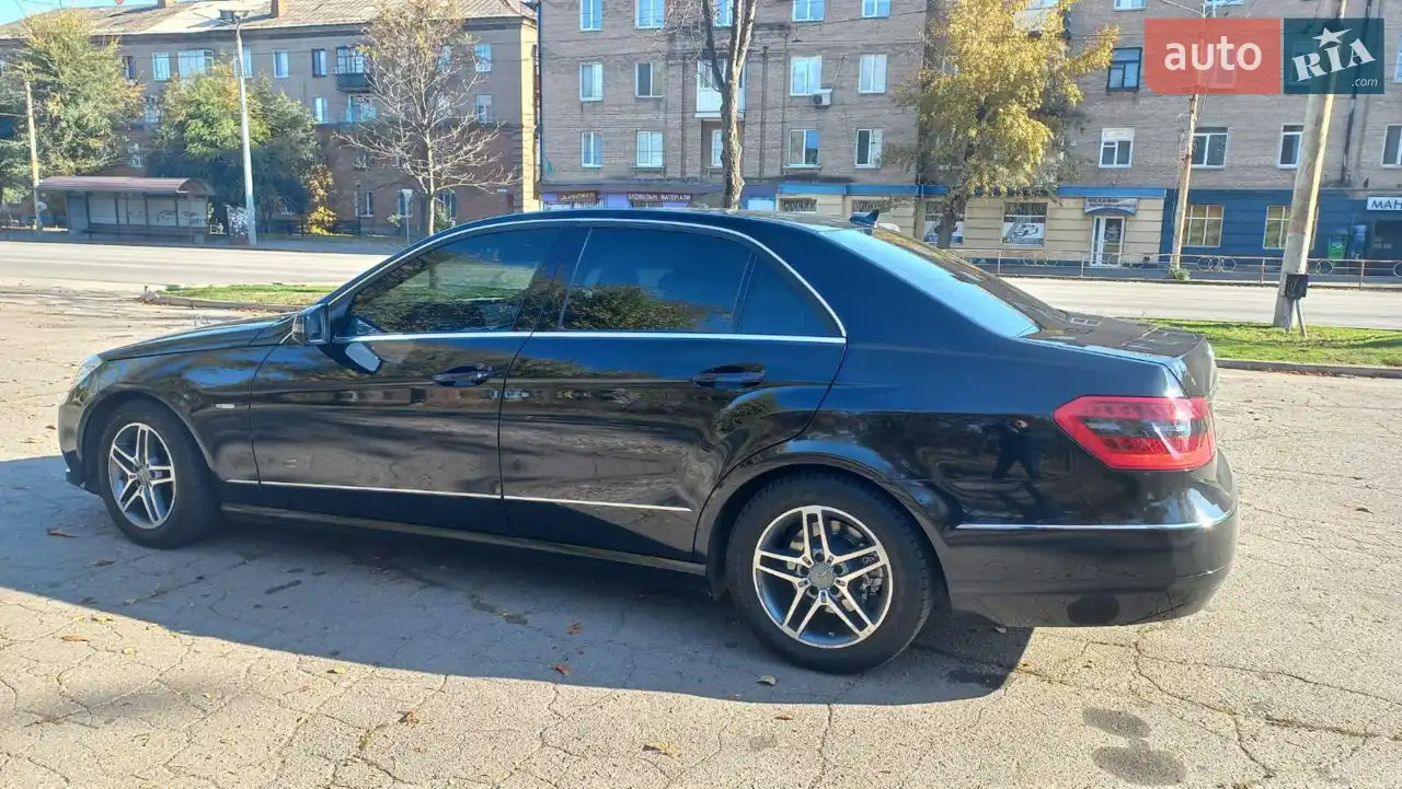 2010 Mercedes-Benz E-klasse - мініатюра 31