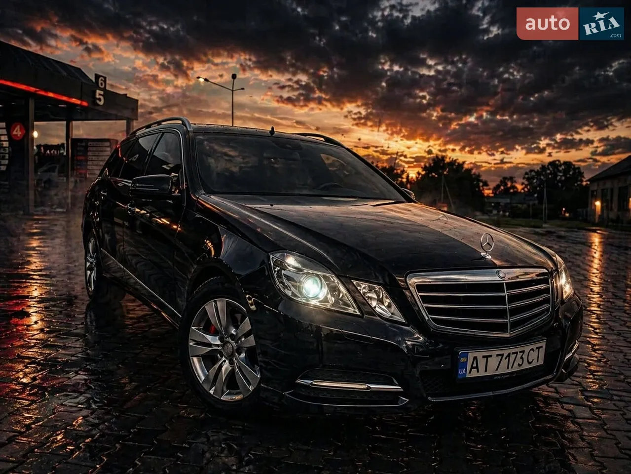 2011 Mercedes-Benz E-klasse - мініатюра 12
