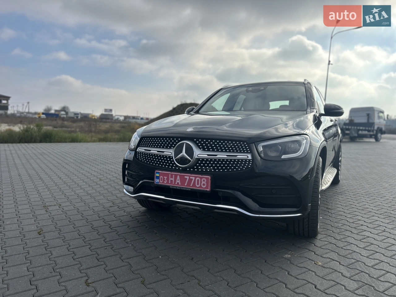 2021 Mercedes-Benz GLC - мініатюра 23