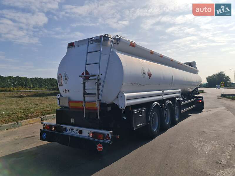 Цистерна напівпричіп Merceron М-343 SМ 1999 в Вінниці