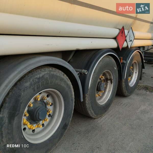 Цистерна полуприцеп Merceron М-343 SМ 1998 в Кременчуге