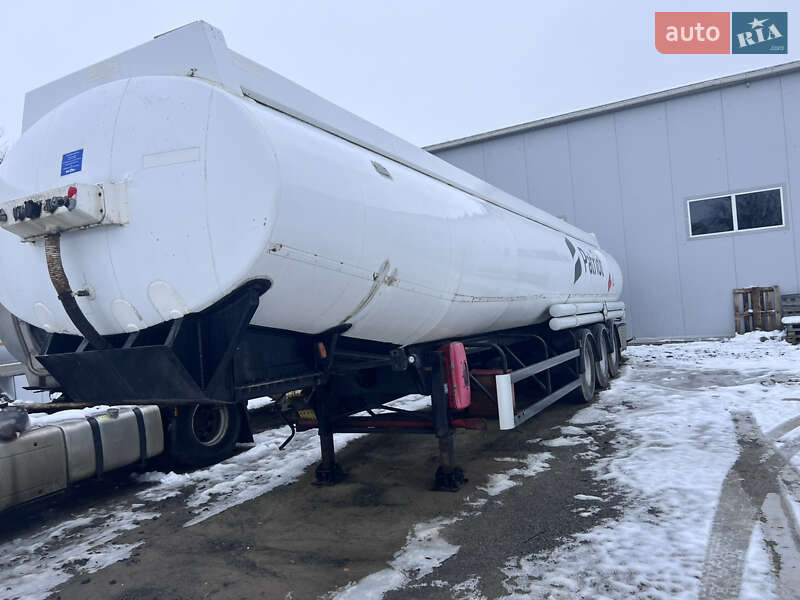 Цистерна полуприцеп Merceron М 343RDP0 1999 в 