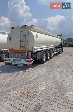 Цистерна полуприцеп Merceron М 343RDP0 1997 в 