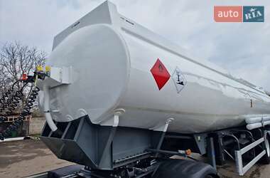 Цистерна полуприцеп Merceron М 343RDP0 2004 в 