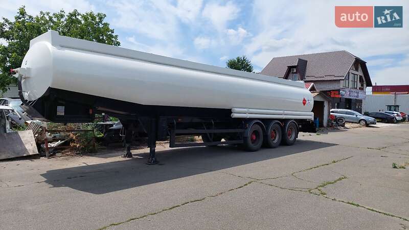 Цистерна полуприцеп Merceron М 343RDP0 1999 в Белой Церкви