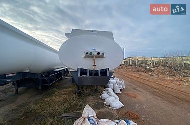 Цистерна напівпричіп Merceron М 343RDP0 2002 в Львові