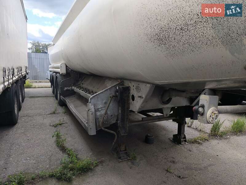 Цистерна Merceron M-343RORP12 1997 в Черкассах