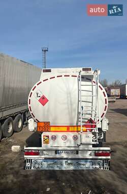 Цистерна полуприцеп Merceron M 1999 в 