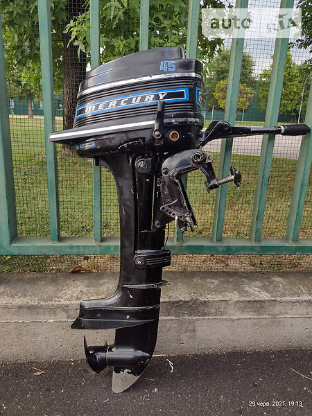 Лодка Mercury 4.5 hp 1985 в 