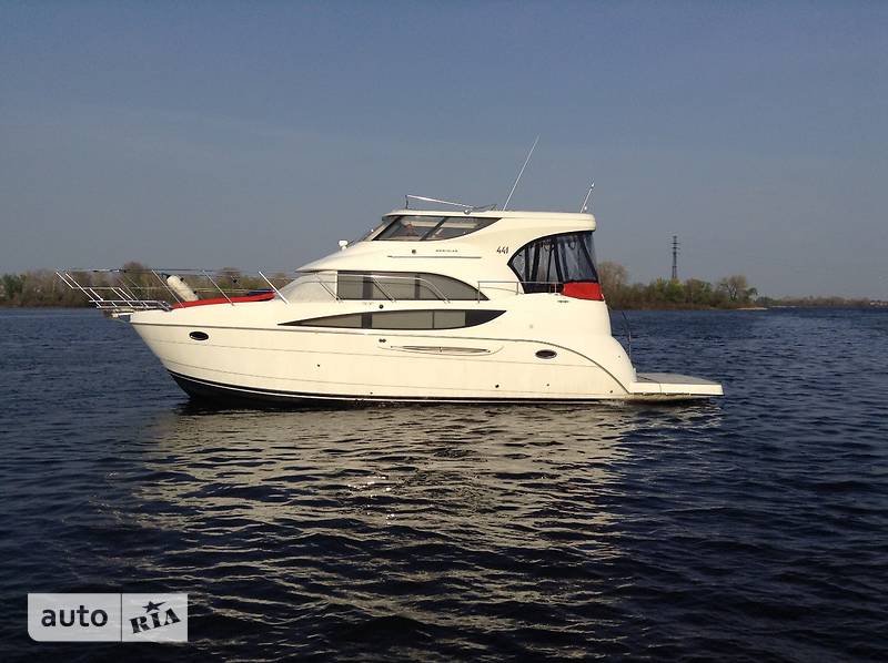 Моторная яхта Meridian 441 2007 в Киеве