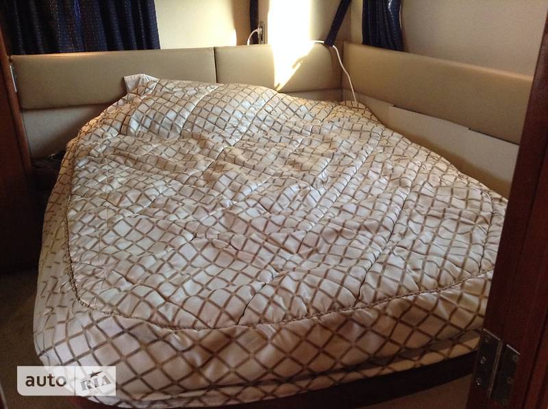 Моторная яхта Meridian 441 2007 в Киеве