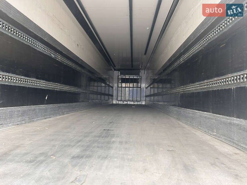 Рефрижератор полуприцеп Merker M 300 2013 в Киеве