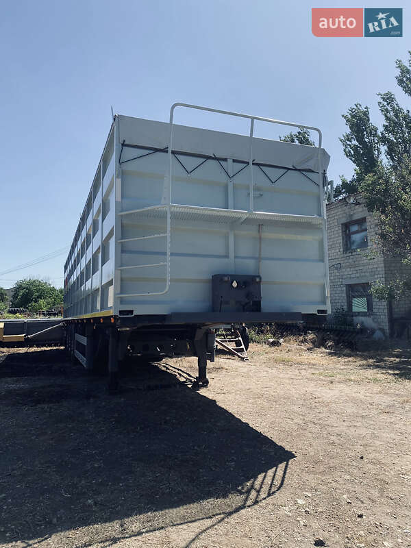 Зерновоз - полуприцеп Merker M 300 2006 в Березанке