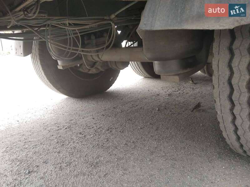 Бортовой полуприцеп Metaco SD 2001 в Одессе