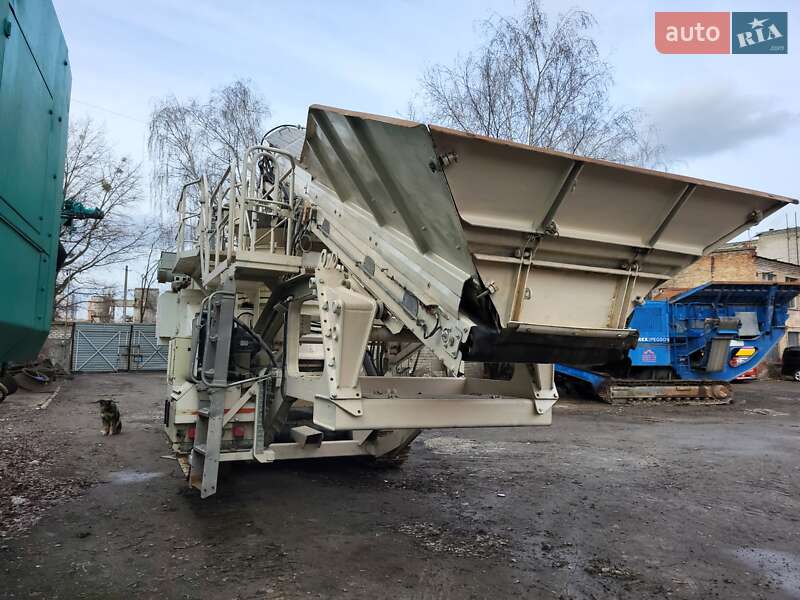 Дробарка (дробильна установка) Metso Minerals Lokotrack 2015 в Києві