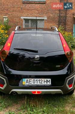 Хэтчбек MG 3 Cross 2013 в 