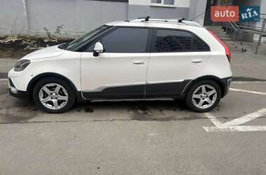 Хэтчбек MG 3 Cross 2013 в 