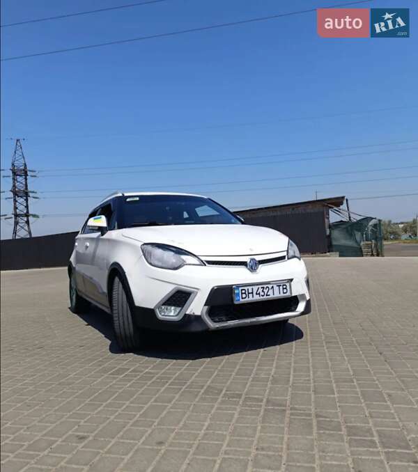 Хэтчбек MG 3 Cross 2013 в 
