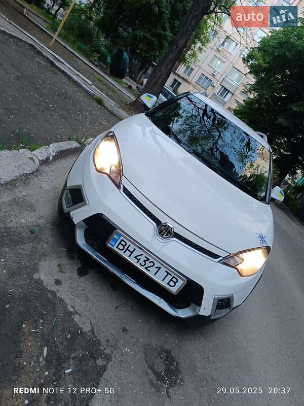 Хетчбек MG 3 Cross 2013 в Одесі фото 9 Хетчбек MG 3 Cross 2013 в Одесі