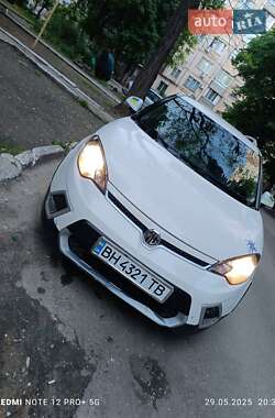 Хэтчбек MG 3 Cross 2013 в 