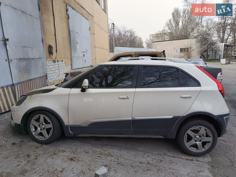 Хэтчбек MG 3 Cross 2014 в Днепре