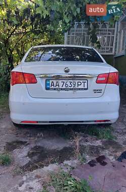 Седан MG 350 2012 в Ямполе