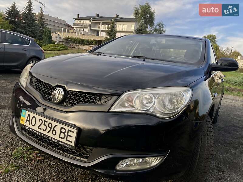 Седан MG 350 2013 в Ужгороде