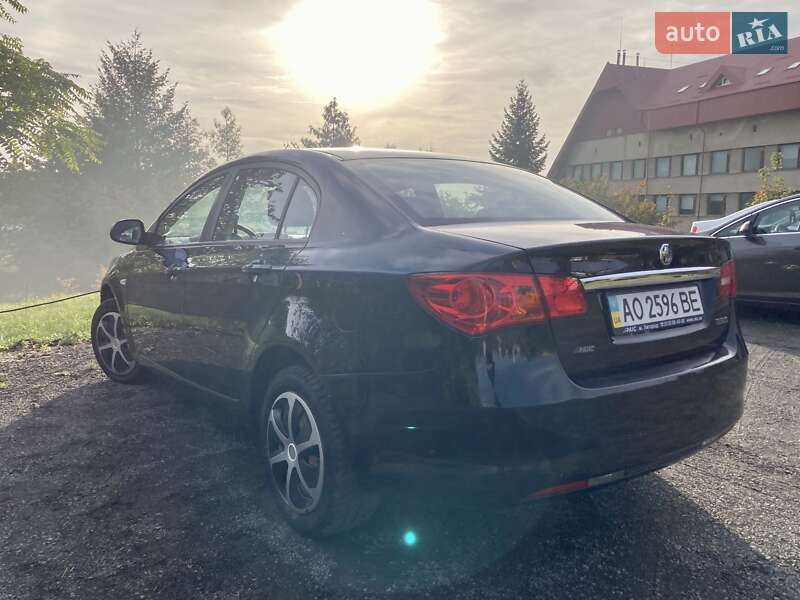 Седан MG 350 2013 в Ужгороде